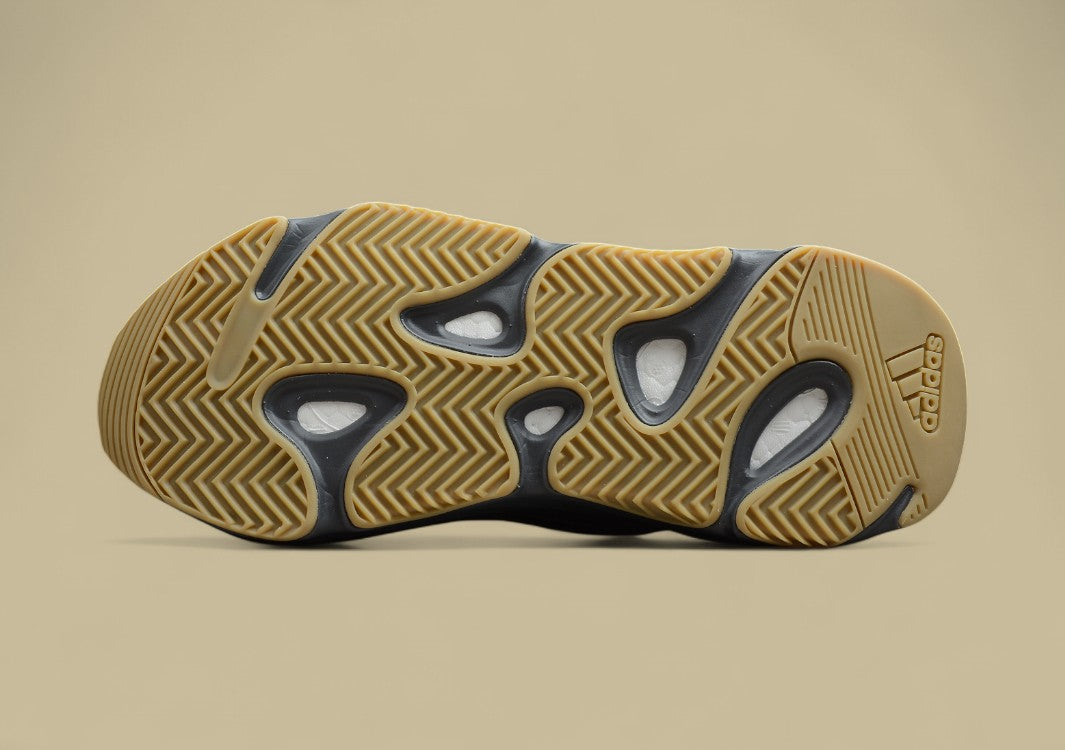 Yeezy boost 700 V2 "Tephra" Volcanic Brown Gray