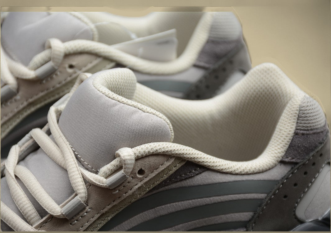 Yeezy boost 700 V2 "Tephra" Volcanic Brown Gray