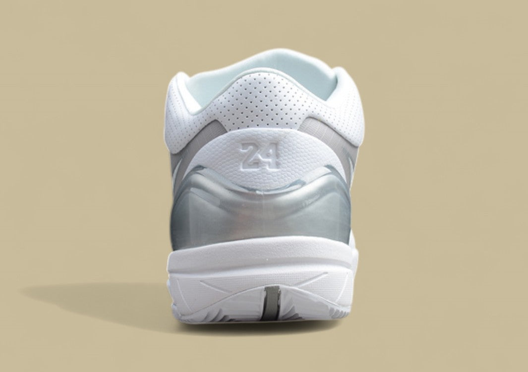 Zoom Kobe 4 Metallic/White/Light Grey