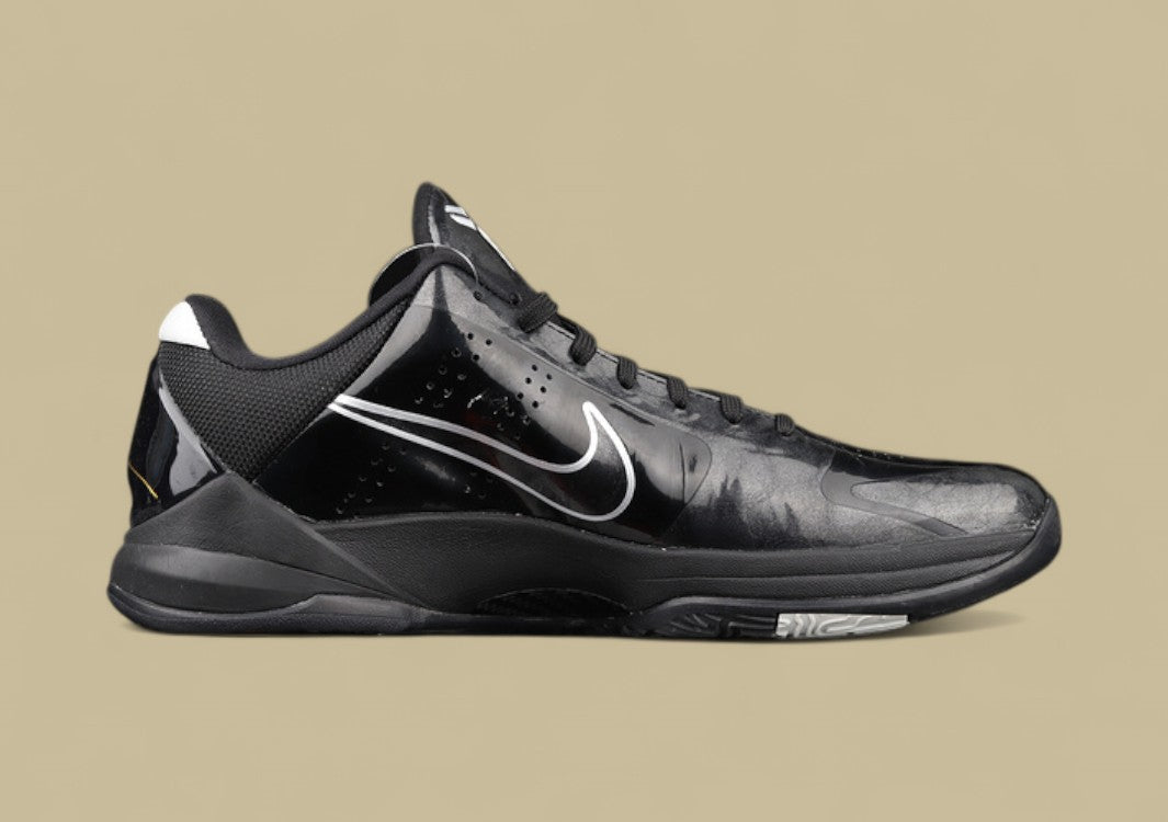 Zoom Kobe 5 Black Out Black/Black-Metallic Silver-Dark Grey