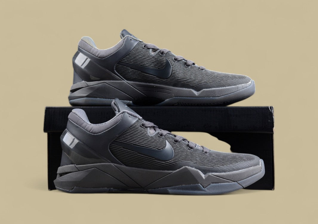 Zoom Kobe 7 Fade to Black Blue Fox/Blue Fox
