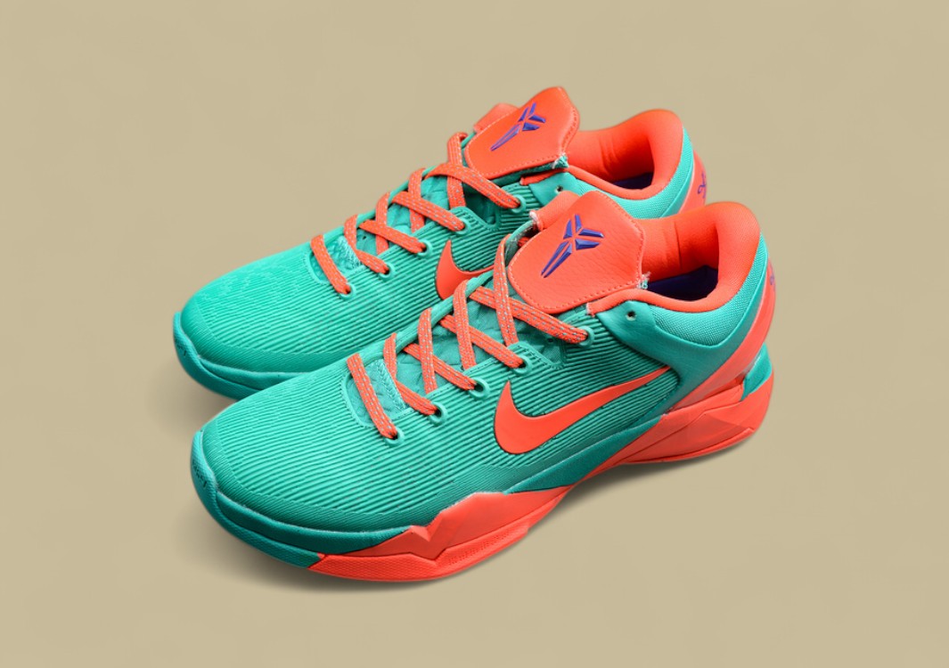Zoom Kobe 7 System Barcelona Home Club Mint/Bright Crimson-Mint Candy-Gum